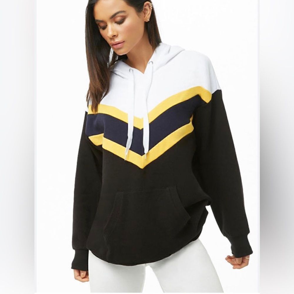 Forever 21 White & Black Color Block Hoodie Size M